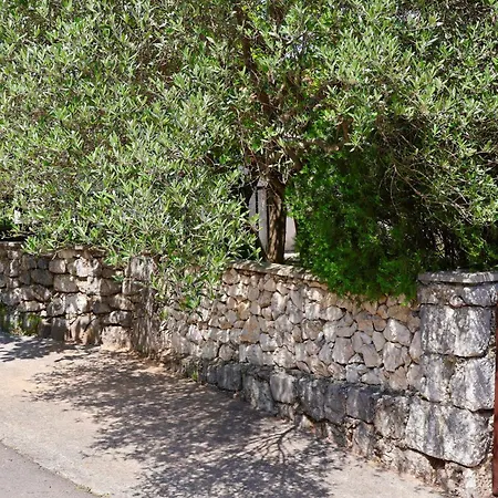 Summer House - Adonis Hébergement de vacances *